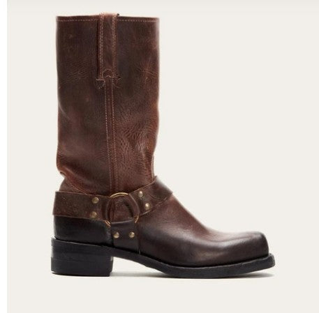 Graceful Orthopedic Boots for Modern Look