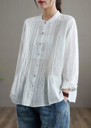 Well Tailored Blouse with a Graceful Silhouette