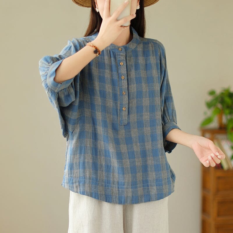 Classic Vintage Blouse with a Flattering Fit