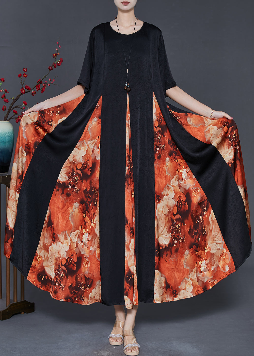 Gracefully Styled Dress for Any Occasion