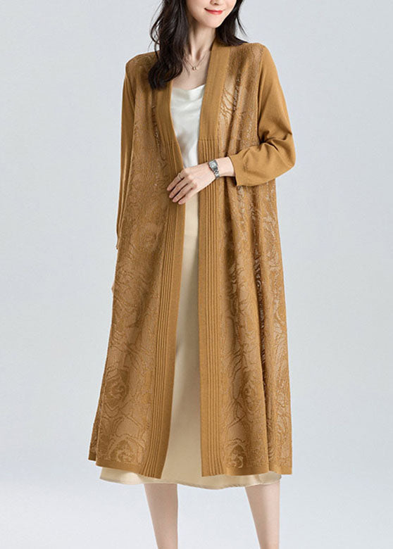 Classic Vintage Cardigan with a Flattering Fit