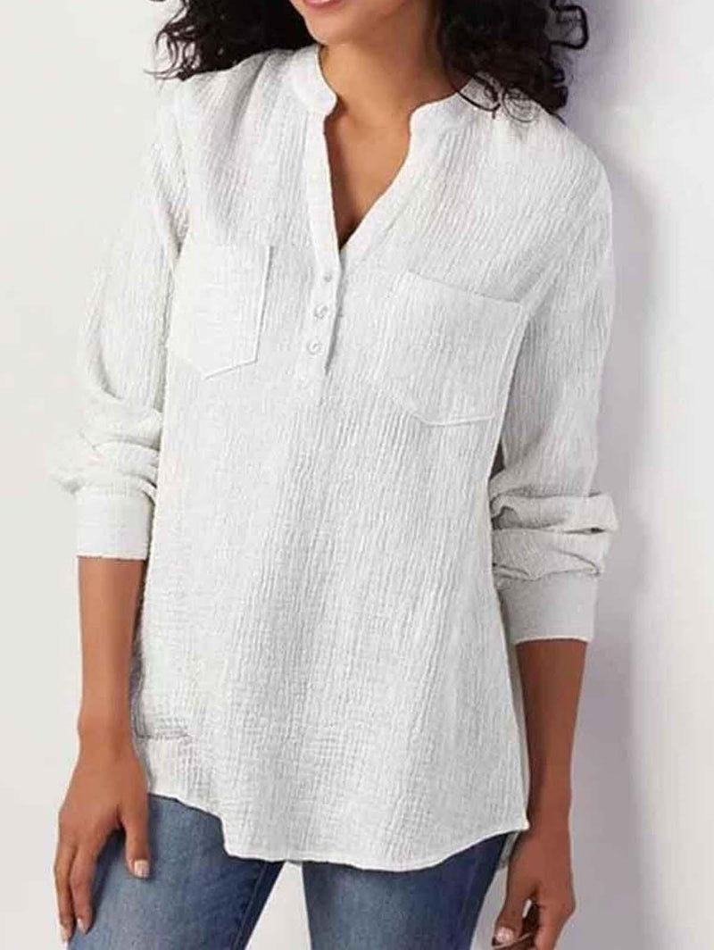 Classic Vintage Blouse with a Flattering Fit