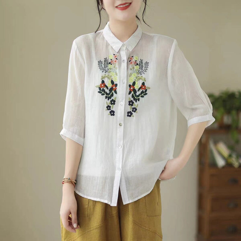 Beautifully Crafted Blouse in a Classic Style