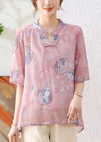 Classic Vintage Shirt with a Flattering Fit