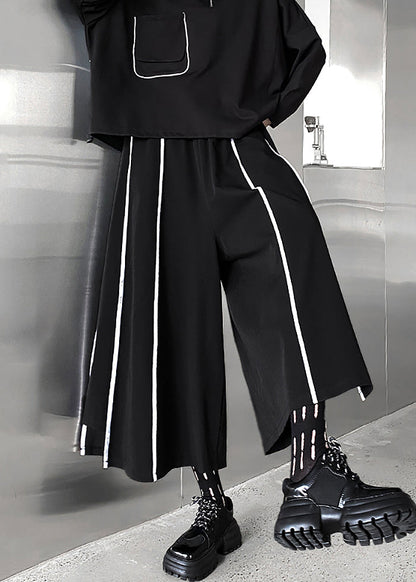 Well Tailored Pants with a Graceful Silhouette
