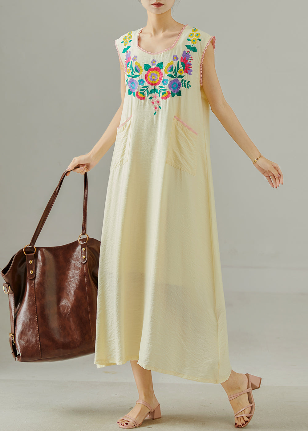 Classic Vintage & Enduringly Stylish Dress