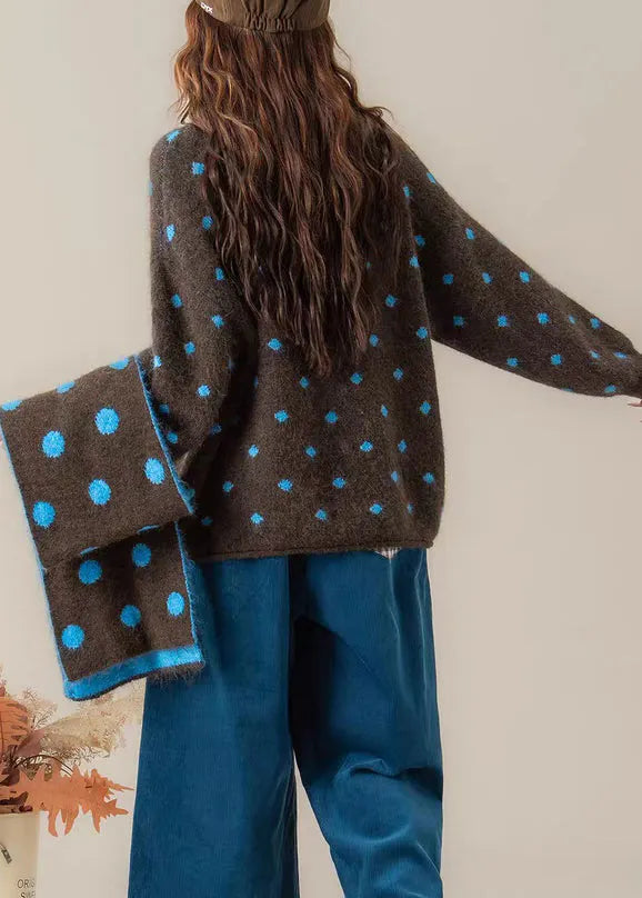 Gracefully Styled Coat for Any Occasion
