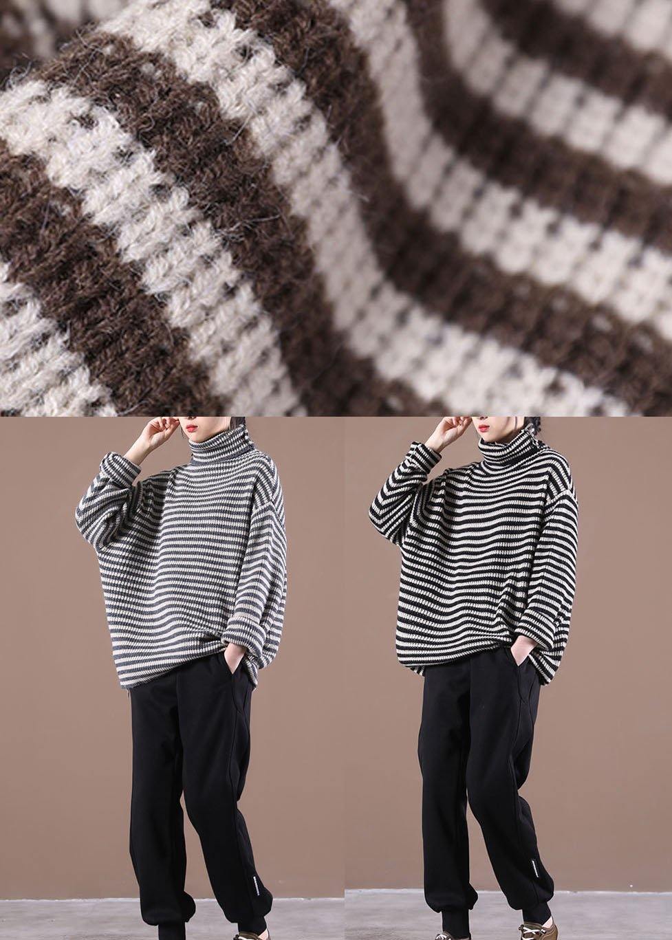 Gracefully Styled Top for Any Occasion