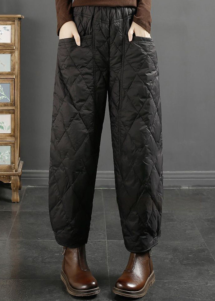 Well Tailored Pants with a Graceful Silhouette