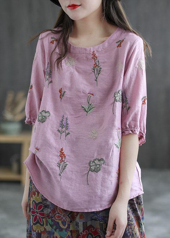 Sophisticated Blouse with a Clean Classic Look