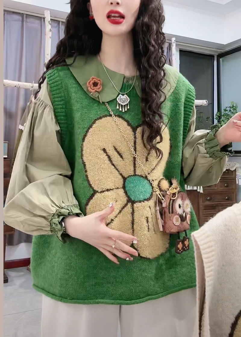 Classic Vintage Coat with a Flattering Fit