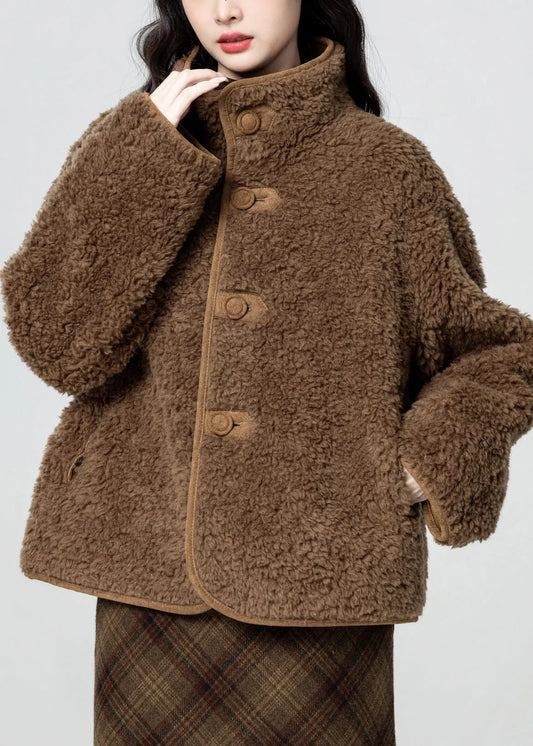 Gracefully Styled Coat for Any Occasion