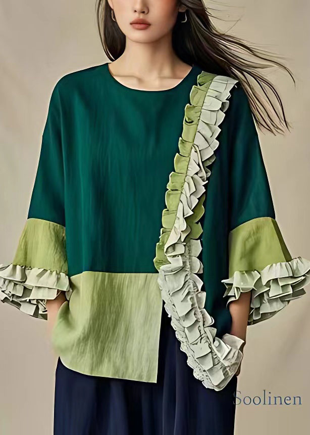 Well Tailored Top with a Graceful Silhouette