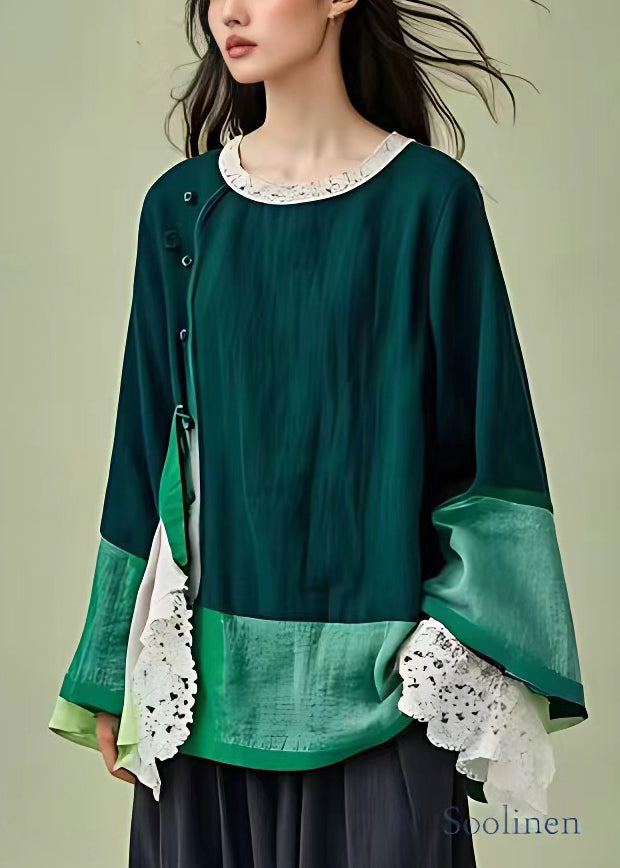 Classic Vintage Top with a Flattering Fit