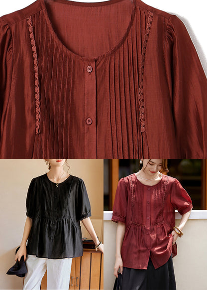 Well Tailored Top with a Graceful Silhouette
