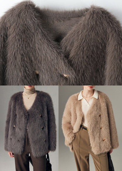 Elegantly Styled Coat for Everyday Wear