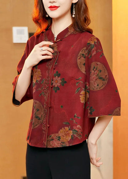 Classic Vintage Shirt with a Flattering Fit