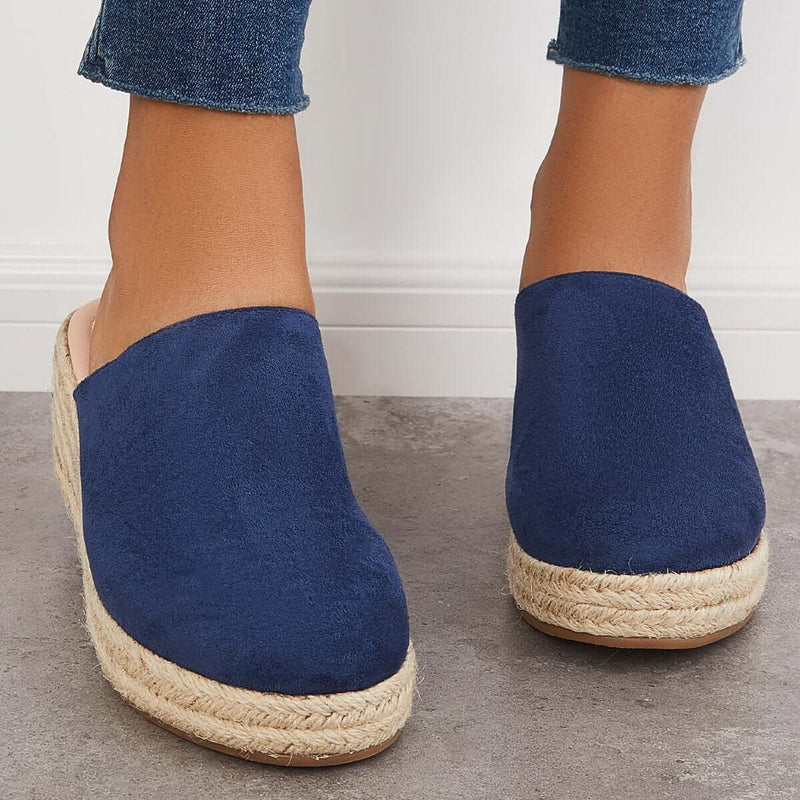 Chic Orthopedic Sandals with Unique Design