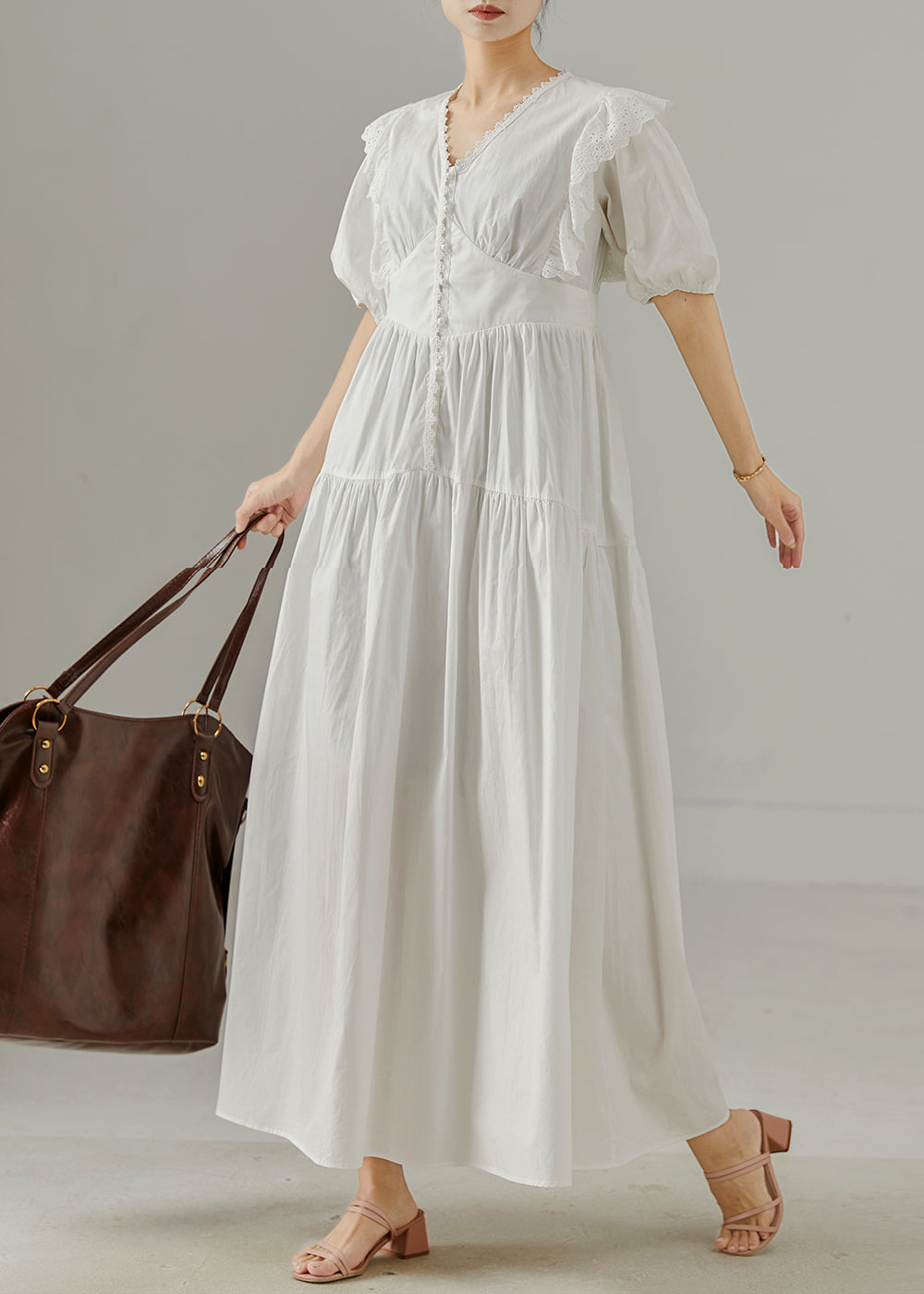 Sophisticated Dress with a Clean Classic Look
