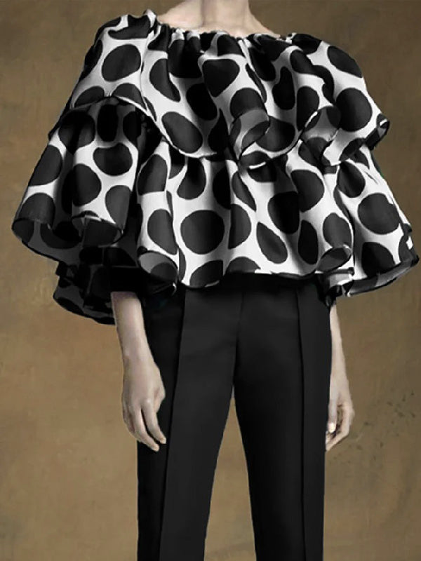 Beautifully Finished Blouse in a Timeless Design