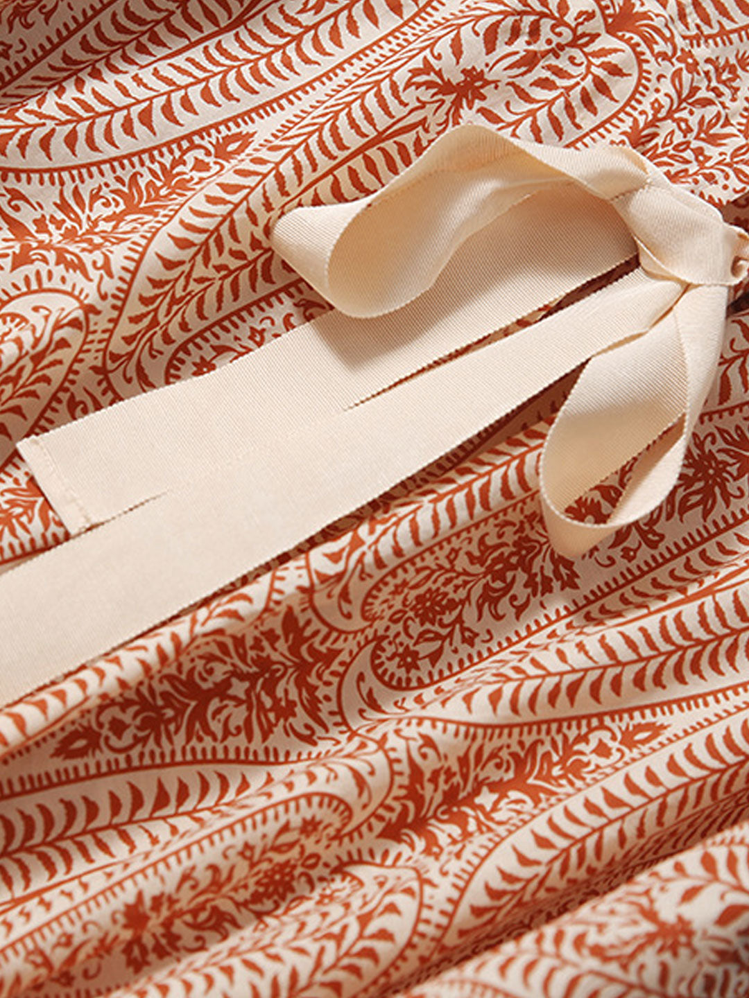 Elegantly Styled Blouse for Everyday Wear