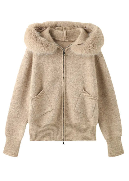 Beautifully Finished Coat in a Timeless Design