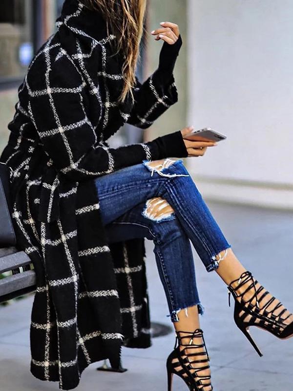 Effortlessly Elegant Coat with a Timeless Design