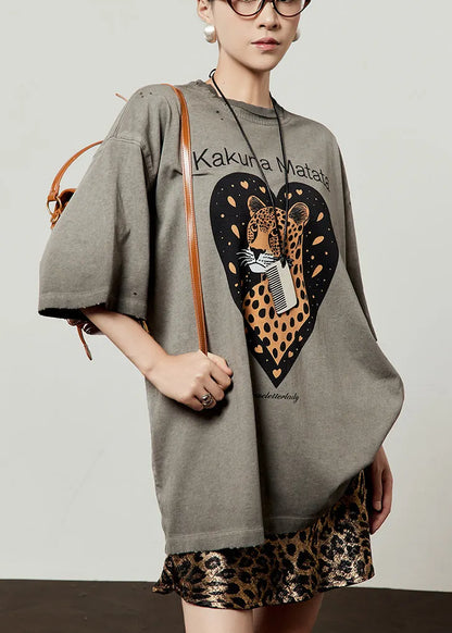 A Vintage Style Shirt with Delicate Timeless Details