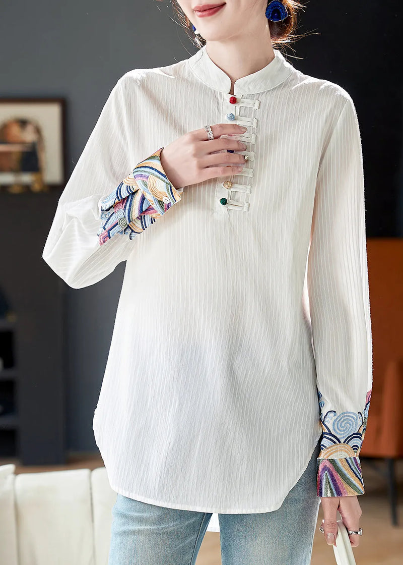 Beautifully Finished Shirt in a Timeless Design