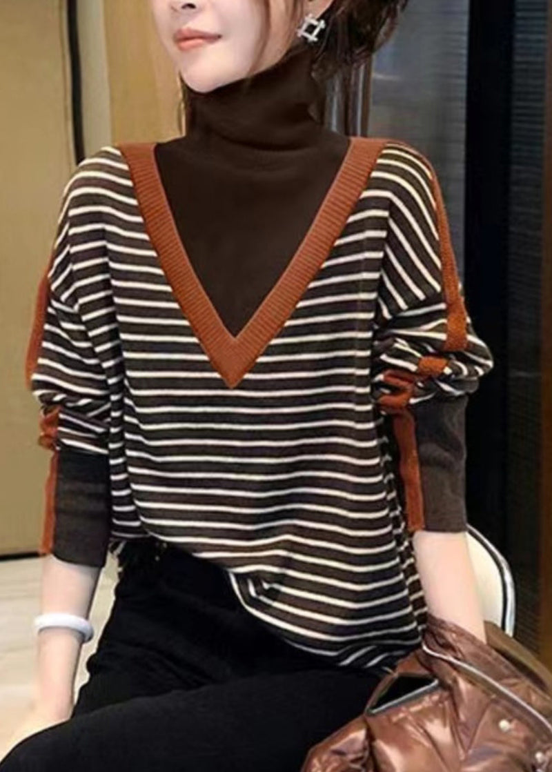 Well Tailored Sweater with a Graceful Silhouette
