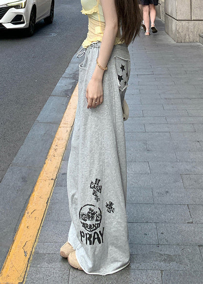 Classic Vintage Pants with a Flattering Fit
