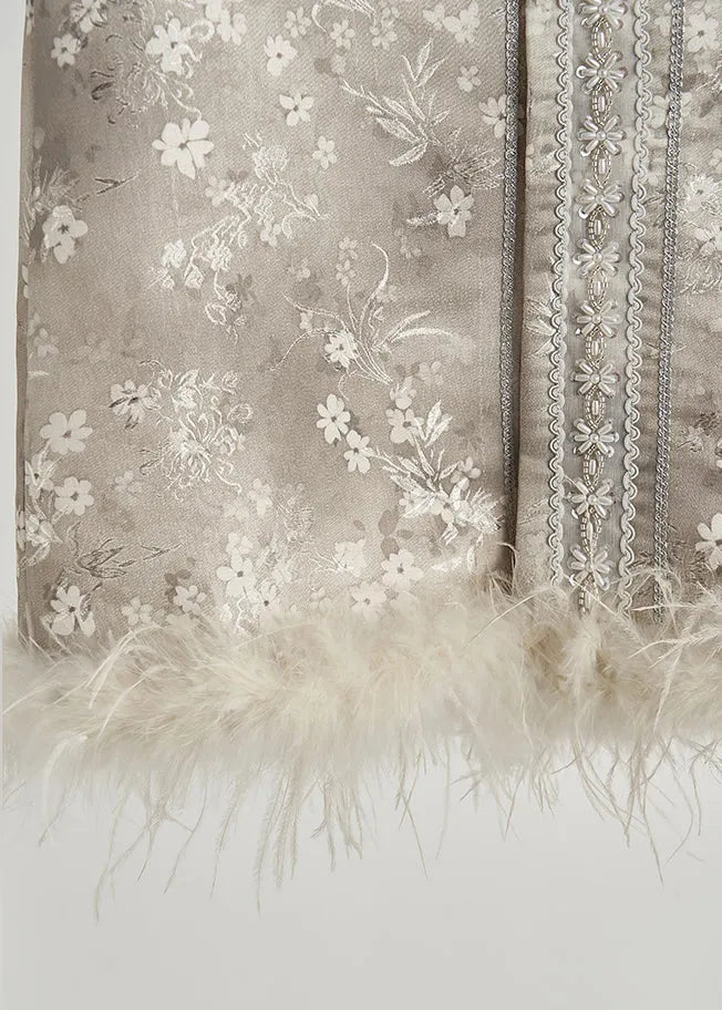 Gracefully Styled Garment for Any Occasion