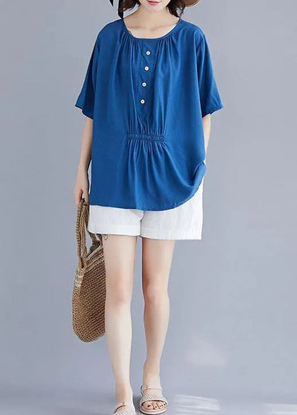 Sophisticated Blouse with a Clean Classic Look