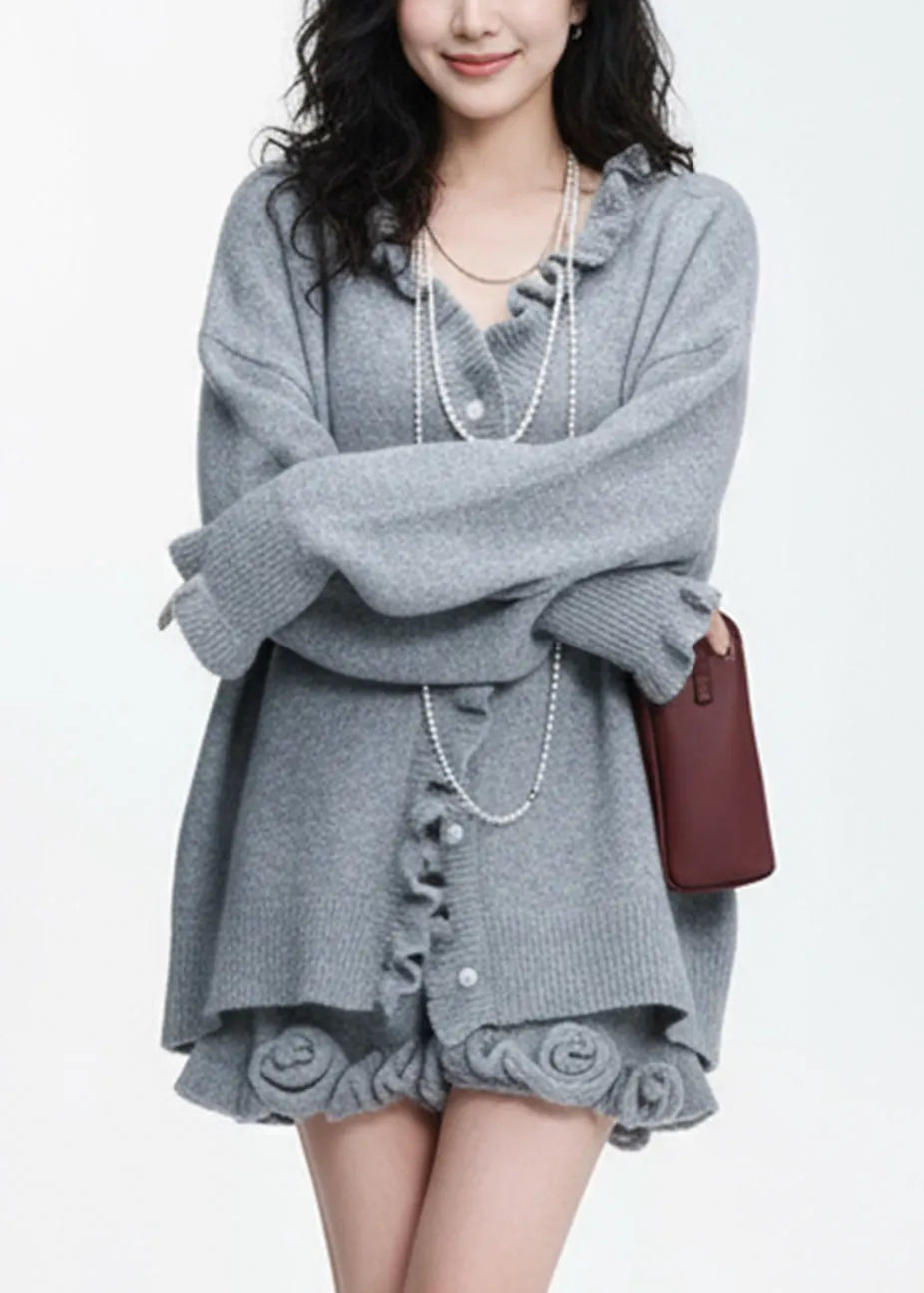 Classic Vintage & Enduringly Stylish Cardigan