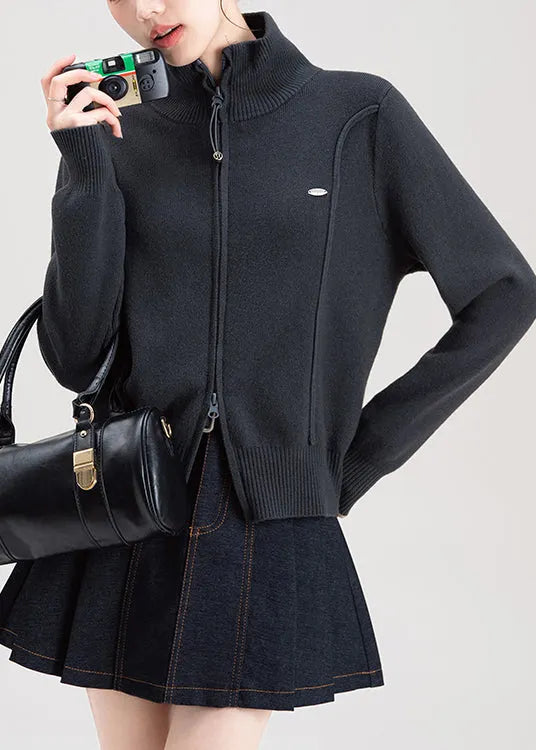 Classic Vintage Sweater with a Flattering Fit