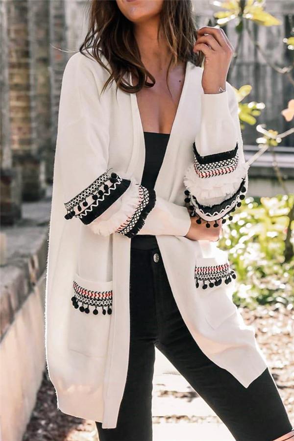 Effortlessly Elegant Cardigan with a Timeless Design