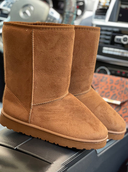 Graceful Orthopedic Boots for Modern Look