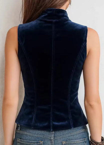 Well Tailored Garment with a Graceful Silhouette