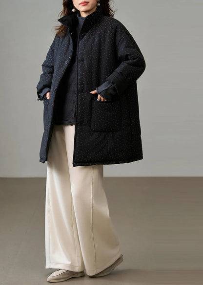 Effortlessly Elegant Coat with a Timeless Design