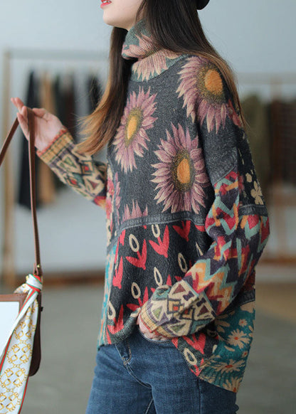 Well Tailored Sweater with a Graceful Silhouette