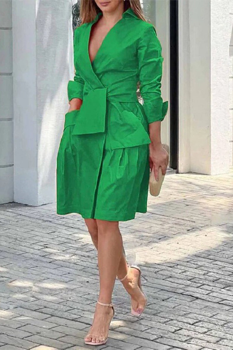 Classic Vintage Dress with a Flattering Fit