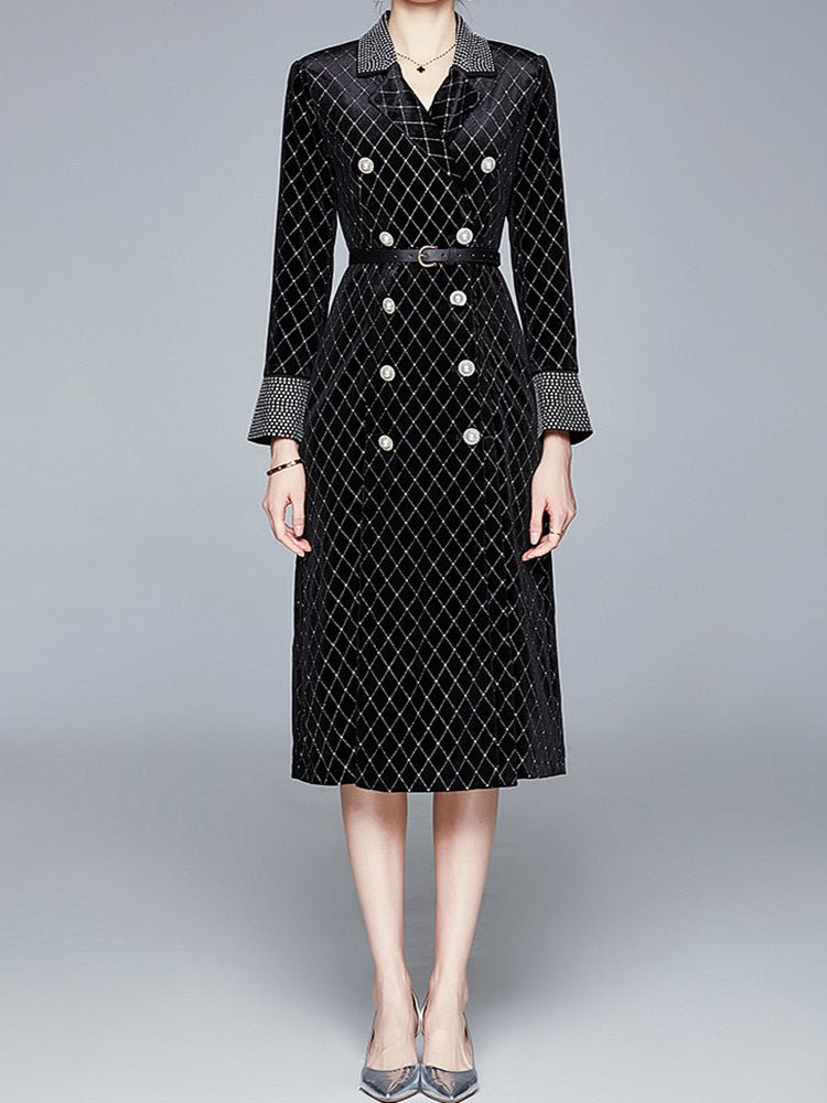 Gracefully Styled Coat for Any Occasion