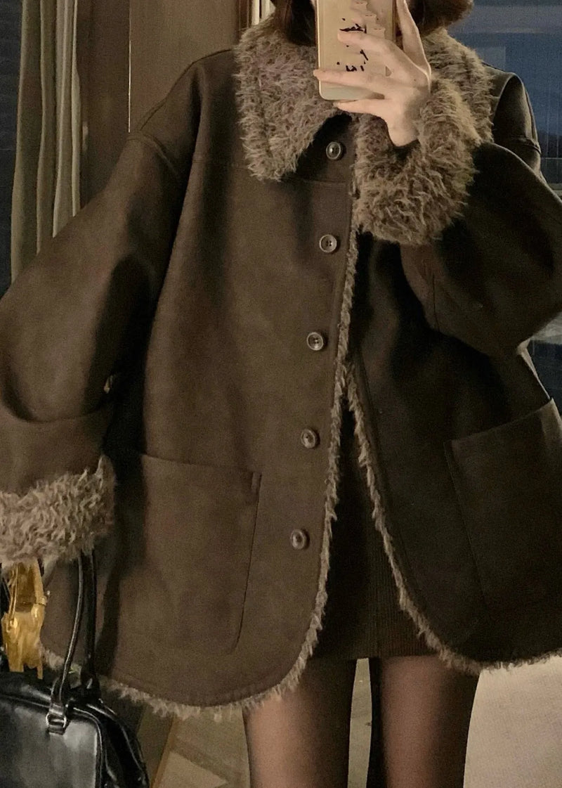 Elegantly Styled Coat for Everyday Wear