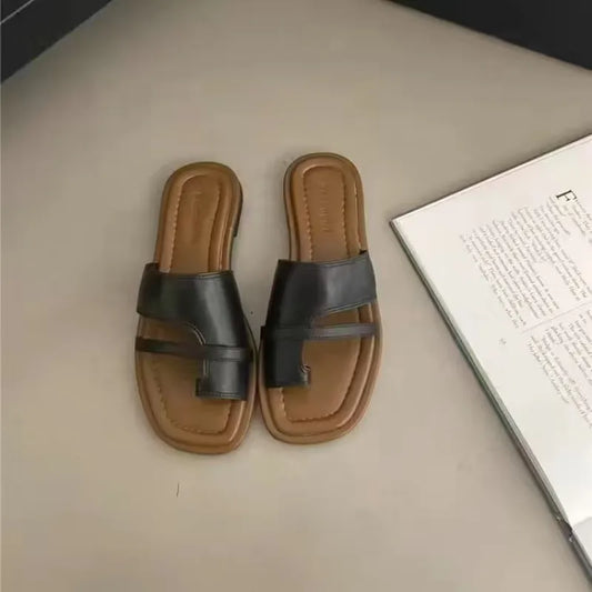 Graceful Orthopedic Sandals for Modern Look