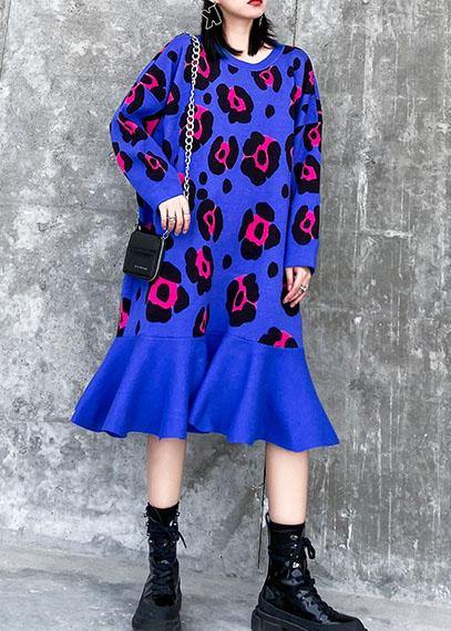 Well Tailored Sweater with a Graceful Silhouette