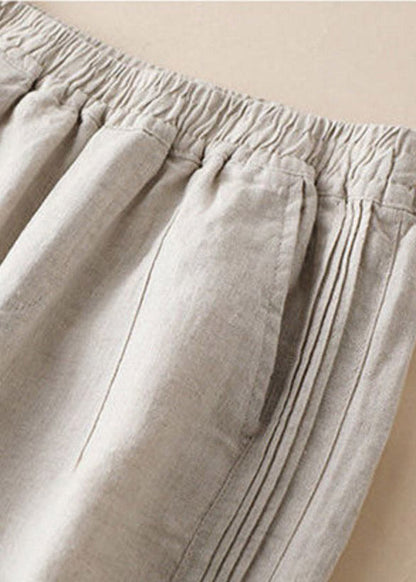 Effortlessly Elegant Pants with a Timeless Design