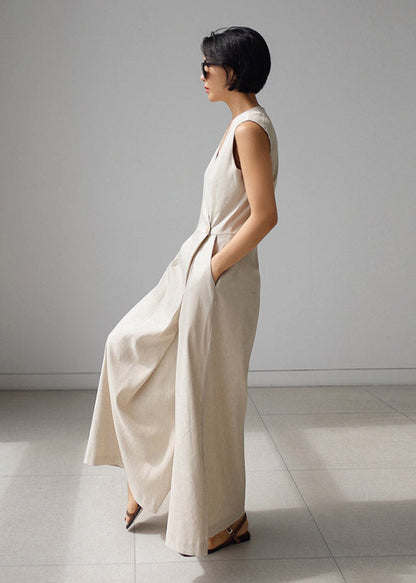 Effortlessly Elegant Pants with a Timeless Design
