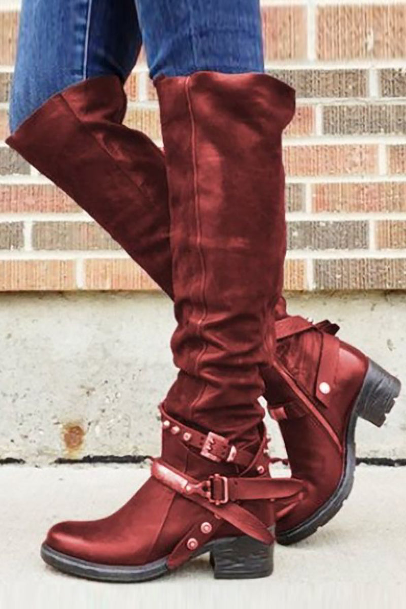 Ankle-high boots with buckle