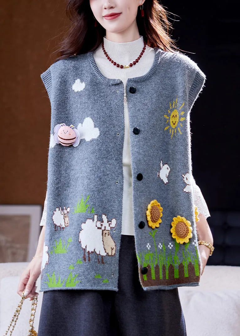 Gracefully Styled Garment for Any Occasion