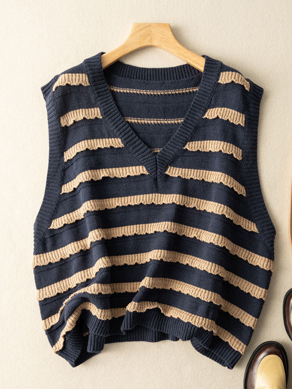 Elegantly Styled Coat for Everyday Wear